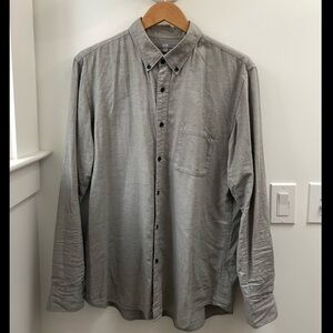 Uniqlo Men's Gray Button-Up Shirt